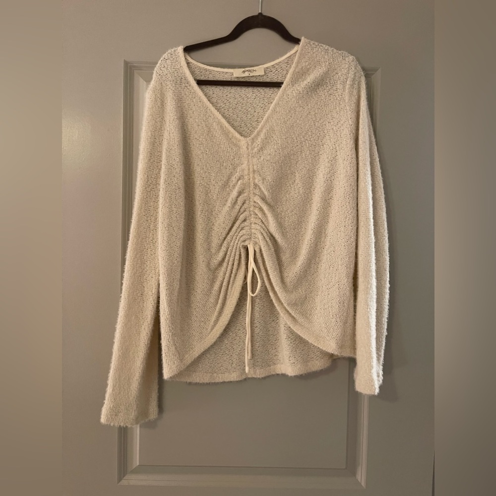 Arula cream top